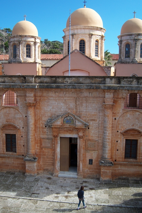 100_1965 agia triada.jpg - 304140 Bytes